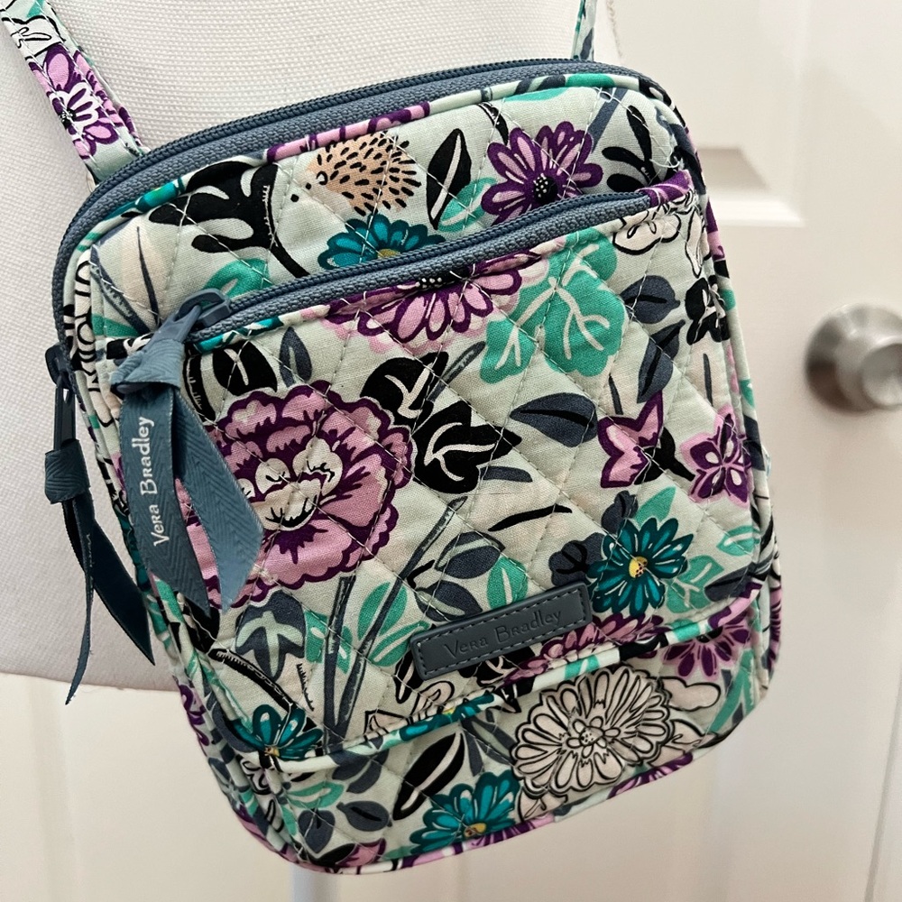 Vera Bradley cute crossbody bag